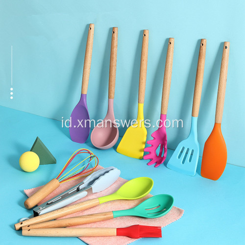 Gadget dapur khusus pengikis pisau spatula silikon